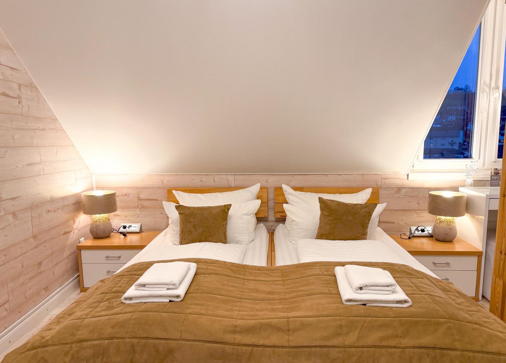 Landhotel Engel & Kreuz กากเกเนา ภายนอก รูปภาพ
